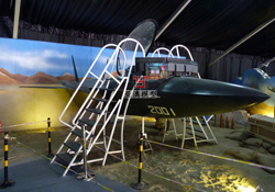 殲十戰(zhàn)機(jī)互動(dòng)體驗(yàn)?zāi)Ｐ?/></a>
                                    <p class=